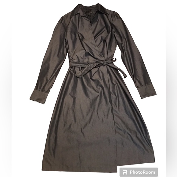 Banana Republic Dresses & Skirts - Silver metallic sheen long sleeve collared wrap knee length belted dress